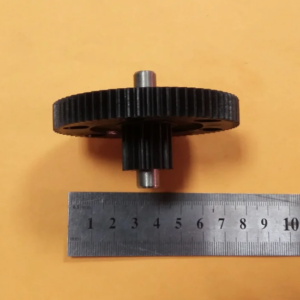 Шестеренка (средняя) на мясорубку Хозяюшка Ø67мм с металл. валом (без подшипников) Шестеренка (средняя) на мясорубку Хозяюшка Ø67мм с металл. валом (без подшипников)