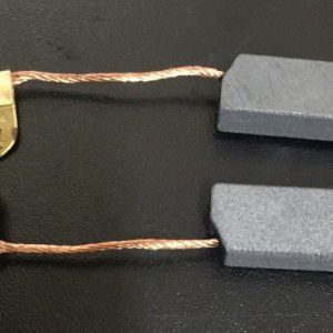 Электроугольная щетка  6,3x10x20 Пила 5107 Электроугольная щетка  6,3x10x20 Пила 5107