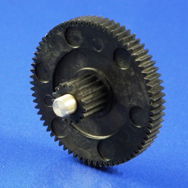 Шестеренка (средняя) на мясорубку Хозяюшка Ø72/20мм с металл. валом (без подшипников) Шестеренка (средняя) на мясорубку Хозяюшка Ø72/20мм с металл. валом (без подшипников)