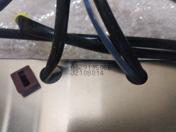 Индукционная конфорка варочной панели ELECTROLUX 45*23см A02919506B J2108014