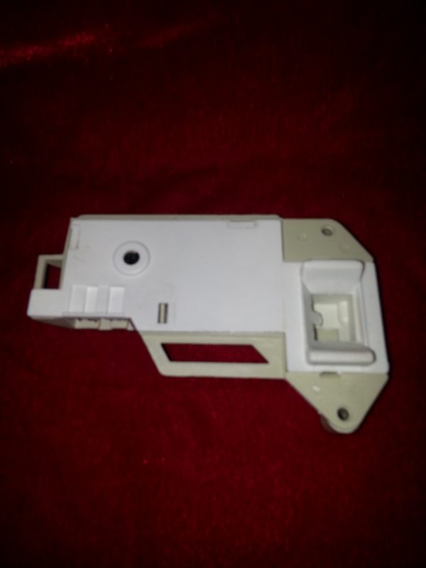 Замок люка BOSCH 56762 Замок люка BOSCH 56762