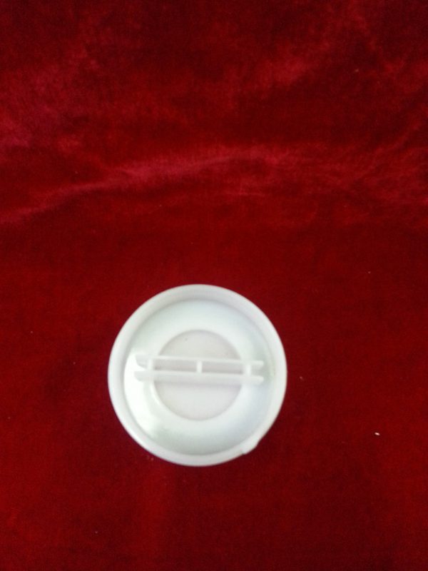 Крышка фильтра насоса для стиральной машины Bosch 605011 Крышка фильтра насоса для стиральной машины Bosch 605011