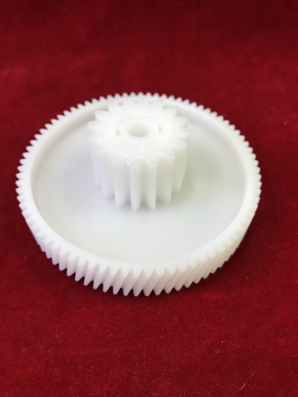 Шестерня средняя для мясорубки Polaris Ø83/32