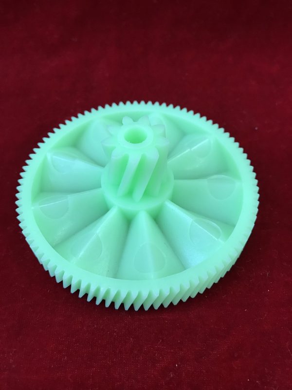 Шестерня Kenwood MG-350 Ø83/20мм, большая (зеленая) Шестерня Kenwood MG-350 Ø83/20мм, большая (зеленая)