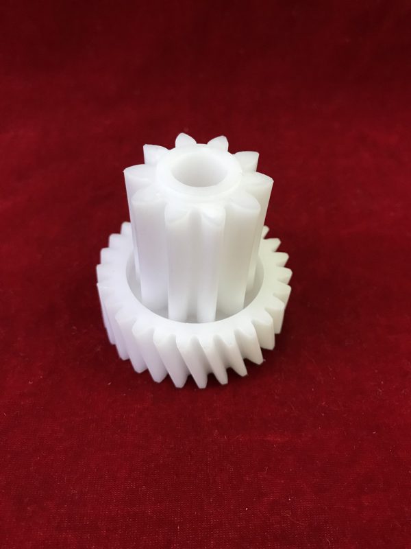 Шестерня для мясорубки Braun, Браун малая (Ø50/30мм), зубья-10/27шт, прямые/косые Шестерня для мясорубки Braun, Браун малая (Ø50/30мм), зубья-10/27шт, прямые/косые