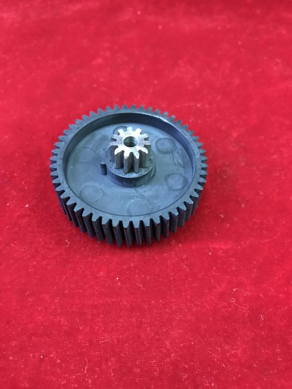 Шестерня для мясорубки Moulinex Ø46/12мм, с металлической вставкой (чёрная). Шестерня для мясорубки Moulinex Ø46/12мм, с металлической вставкой (чёрная).