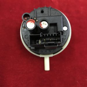 Прессостат стиральной машины Indesit, Ariston, под фишку C00263271 ОРИГИНАЛ