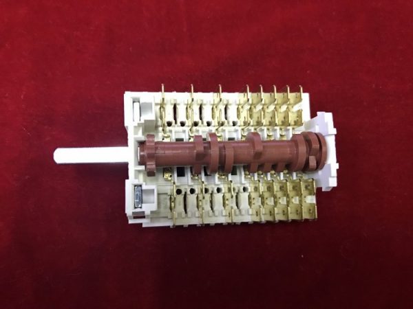 Переключатель духовки Hansa 11HE009, зам. 8011283, 8062049 COK306AA Переключатель духовки Hansa 11HE009, зам. 8011283, 8062049 COK306AA