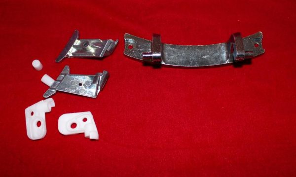 (!) Петли люка стиральной машины Candy (Канди) Iberna (Иберна) Hoover (Хувер) 91700102