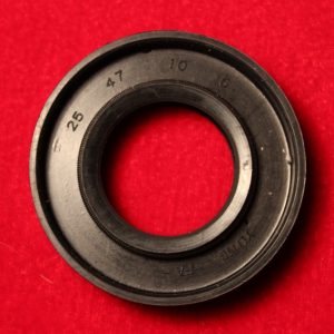 Сальник 25 47 10