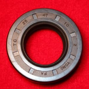 Сальник Бака 25*47*10