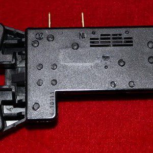 Замок люка Candy ZEROWATT DS88-57023 ZW4402 90452814 Замок люка Candy ZEROWATT DS88-57023 ZW4402 90452814