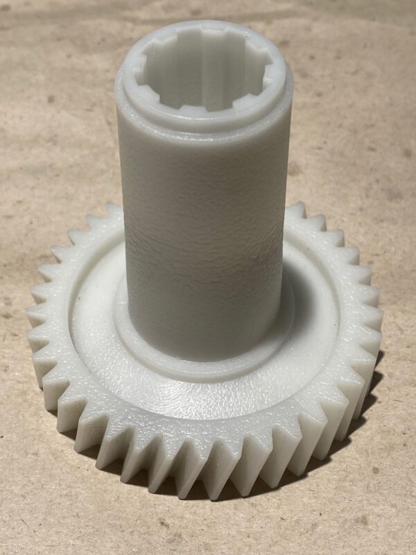 Шестерня шнека M600 Ø82/32