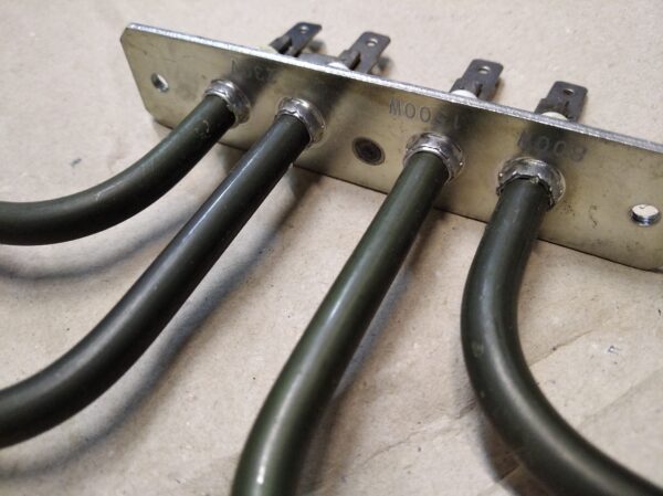 Тэн духовки Beko 1500/800W 220V верхний EP189 Тэн духовки Beko 1500/800W 220V верхний EP189