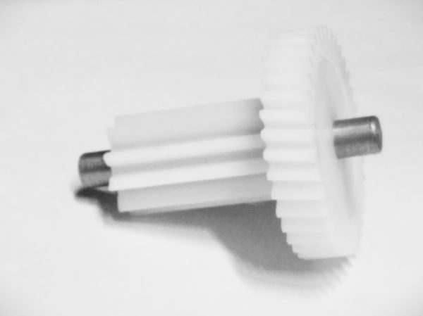 Шестерня привода мясорубки Skarlet, центральная SC-MG-45, Наклон зуба в правую сторону DF142