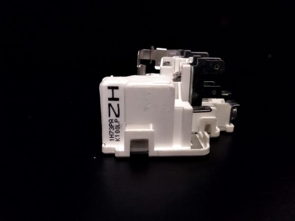 Пусковое реле компрессора ZHF-4 R600 Пусковое реле компрессора ZHF-4 R600