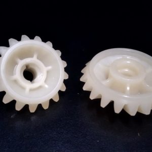 Комплект шестерёнок (2шт.) KW713106 SAP901KW к кухонным комбайнам KENWOOD