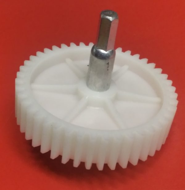 Шестеренка для мясорубки Универсальная с метал. валом, Ø79мм