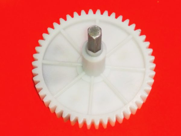 Шестерня с метал валом Vitek Витек