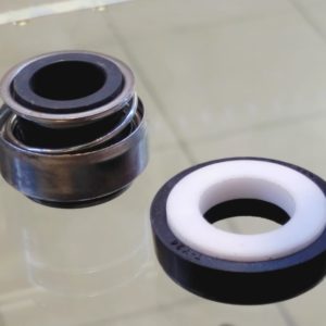 Сальник водяного насоса