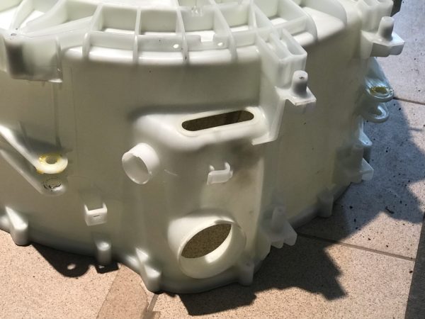 ЗАДНИЙ ПОЛУБАК ДЛЯ СТИРАЛЬНОЙ МАШИНЫ HAIER 0020810351AA/AB ЗАДНИЙ ПОЛУБАК ДЛЯ СТИРАЛЬНОЙ МАШИНЫ HAIER 0020810351AA/AB