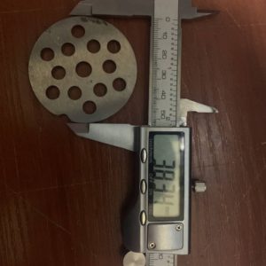 Решетка для мясорубки AXION средняя 38мм