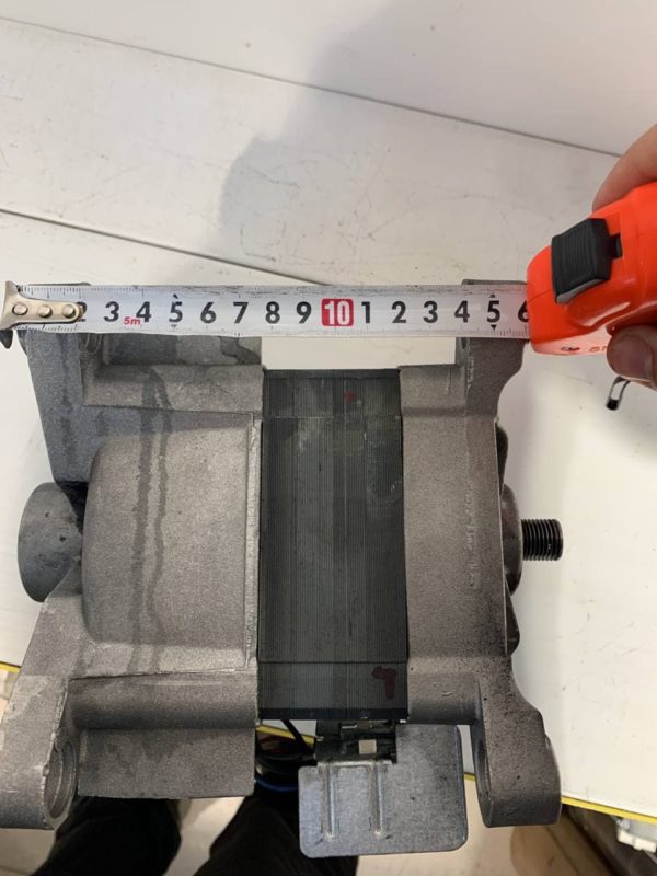 Двигатель для стиральной машины Indesit BWUA 51051