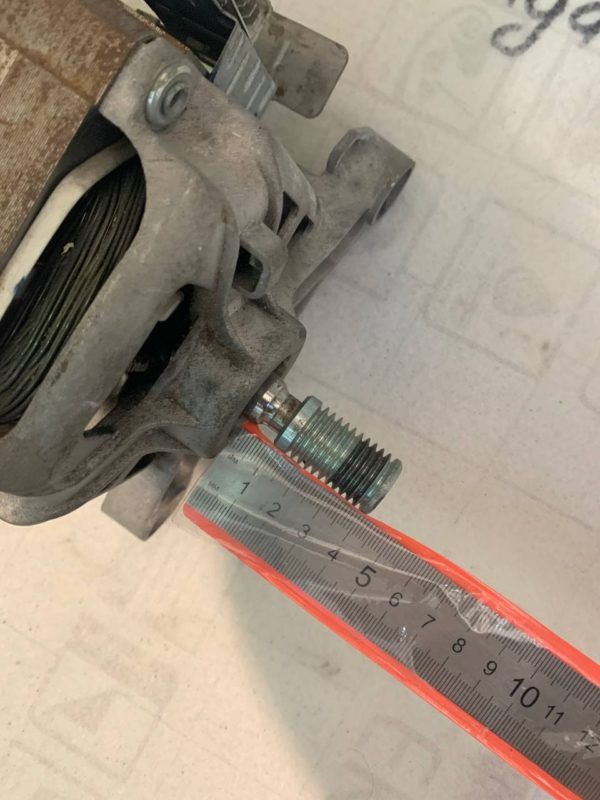 ДВИГАТЕЛЬ ДЛЯ СТИРАЛЬНОЙ МАШИНЫ Ariston WMSG7106BCIS