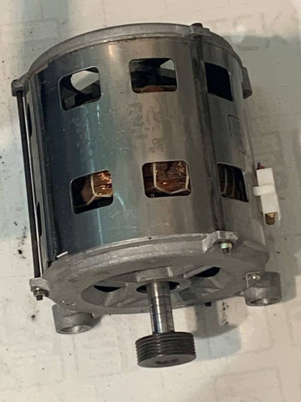 ДВИГАТЕЛЬ ДЛЯ СТИРАЛЬНОЙ МАШИНЫ ARISTON INDESIT C00042817 ДВИГАТЕЛЬ ДЛЯ СТИРАЛЬНОЙ МАШИНЫ ARISTON INDESIT C00042817