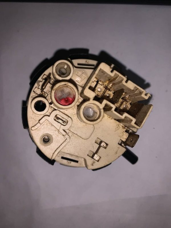 Преcсостат стиральной машины Candy 46000794 820-2022 Преcсостат стиральной машины Candy 46000794 820-2022