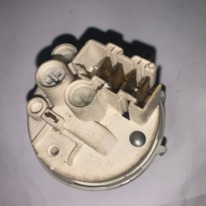 Прессостат стиральной машины Indesit WISL85PL 160015915.02