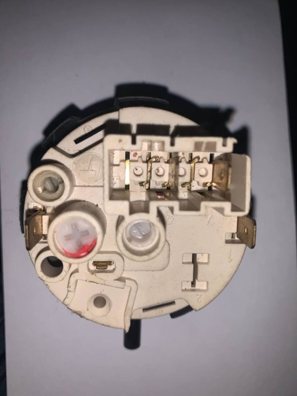 прессостат для стиральной машины Candy CTAS 127 CTS 80 прессостат для стиральной машины Candy CTAS 127 CTS 80