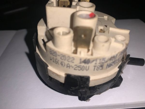 прессостат для стиральной машины Candy CTAS 127 CTS 80 прессостат для стиральной машины Candy CTAS 127 CTS 80