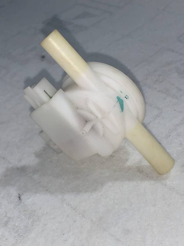 Датчик потока воды Bosch 602819 Датчик потока воды Bosch 602819