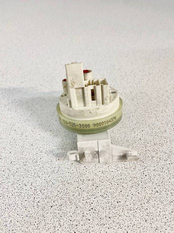 Датчик уровня 505II201 750-525-3000 9000164376 9000188245 воды к стиральной машине BOSCH (БОШ)