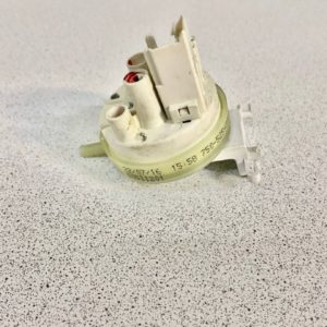 Датчик уровня 505II201 750-525-3000 9000164376 9000188245 воды к стиральной машине BOSCH (БОШ) Датчик уровня 505II201 750-525-3000 9000164376 9000188245 воды к стиральной машине BOSCH (БОШ)