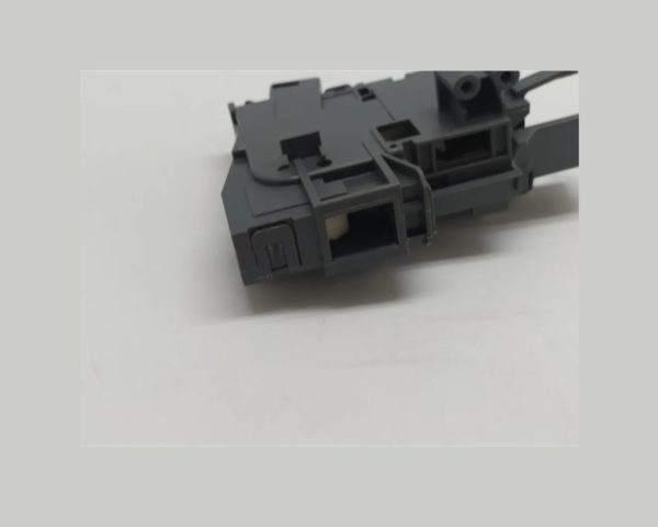 Замок люка Вирлпул Индезит/Whirlpool Indesit Rold DA 061667 C00311434 480111104601 INT026WH 0015549