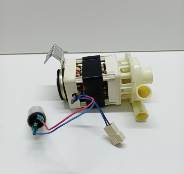 Насос циркуляционный 480140101052 к посудомоечной машине Вирпул/Whirlpool