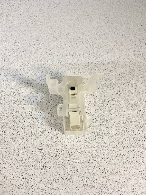 Оригинальный микропереключатель  Бош/Bosch Сименс/Siemens Neff  № 900050101 (Демонтаж)