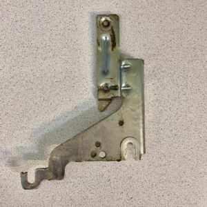 Петля правая для посудомоечных машин Бош/Bosch Сименс/Siemens