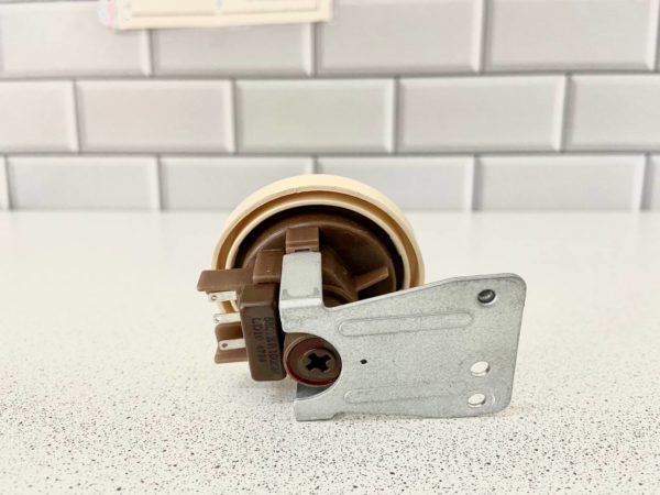 Прессостат (ДЕМОНТАЖ) для стиральной машины Лджи/LG 6601ER1006M