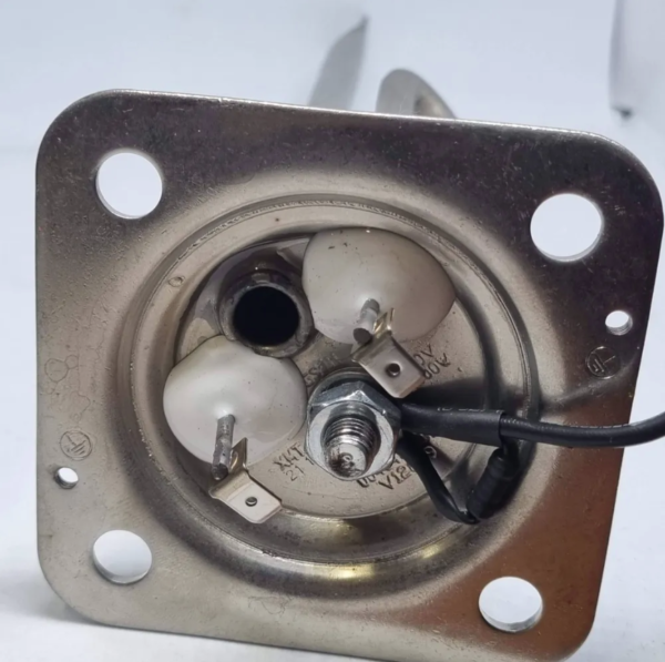 ТЭН водонагревателя 1600W HE1 ES50, 80, 100V, (0040401507) ТЭН водонагревателя 1600W HE1 ES50, 80, 100V, (0040401507)